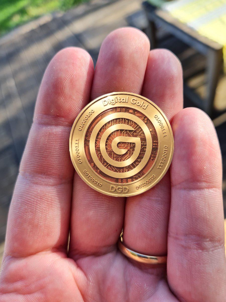 DigitalGoldTalk's tweet photo. Digital Gold (DGD) has reached a new record number of active wallets/nodes on our blockchain: 715

Though this may not seem like a lot, it is nearly 10% as many as Ethereum and 2.5% as many as Bitcoin.

Also, as the markets continue to head to new lows based on the emotions of the markets (as there is no fundamental way the markets have historically valued a coin), DGD moves up as we grow our adoption.

Digital Gold is the safe harbor coin in a crypto storm.