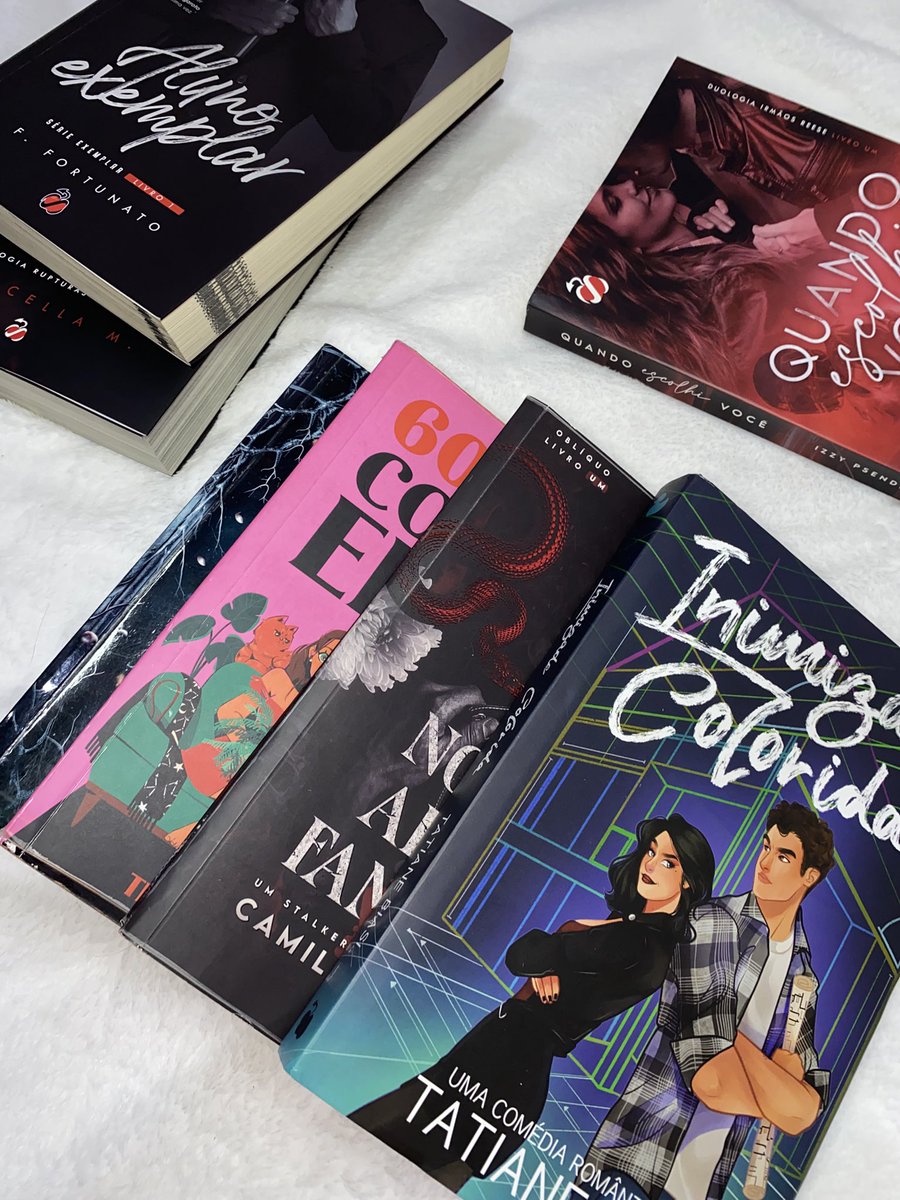 nandalendo's tweet photo. NOVIDADE PRA VOCÊSSS ✨

agora temos CUPOM DE DESCONTO na Editora FrutoProibido!

então se você gosta de comprar livros nacionais, aproveite <3

🌸 use: NANDAFRUTO10
e garanta 10% de desconto, vale para pré-vendas também, viu? 

Usem muitooooo!!!! 💖🌸✨ https://t.co/kWpeGWbNox