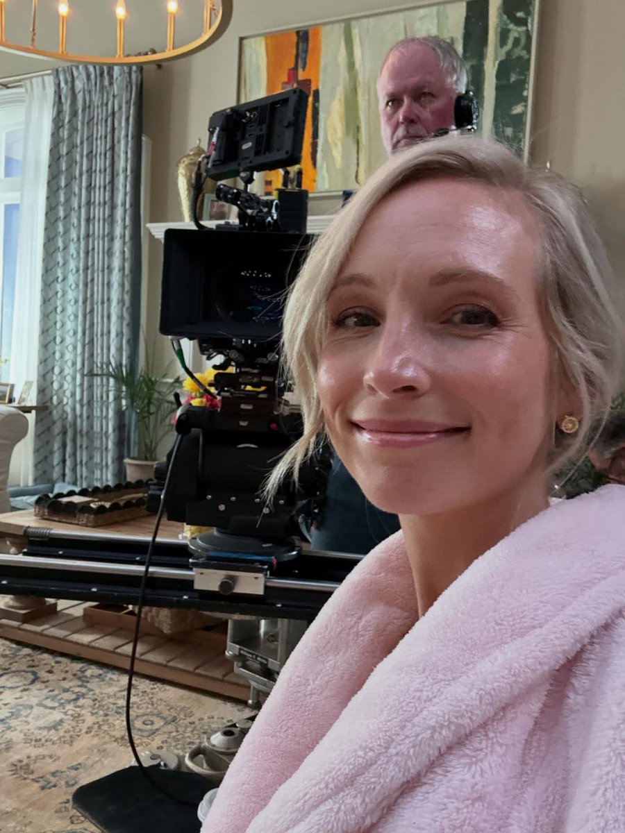 ckingdaily's tweet photo. #CandiceKing's 📷🎥: “A couple more weeks until I head back to Beechwood 🌊 So excited for #WeWereLiars Season 2! But after reading scripts I can tell you there will be lots of twists, turns, secrets, and wine 🍷 👀 Looking back on Season One BTS has me feeling all the feels 😭!” https://t.co/eAtWWj5Gse