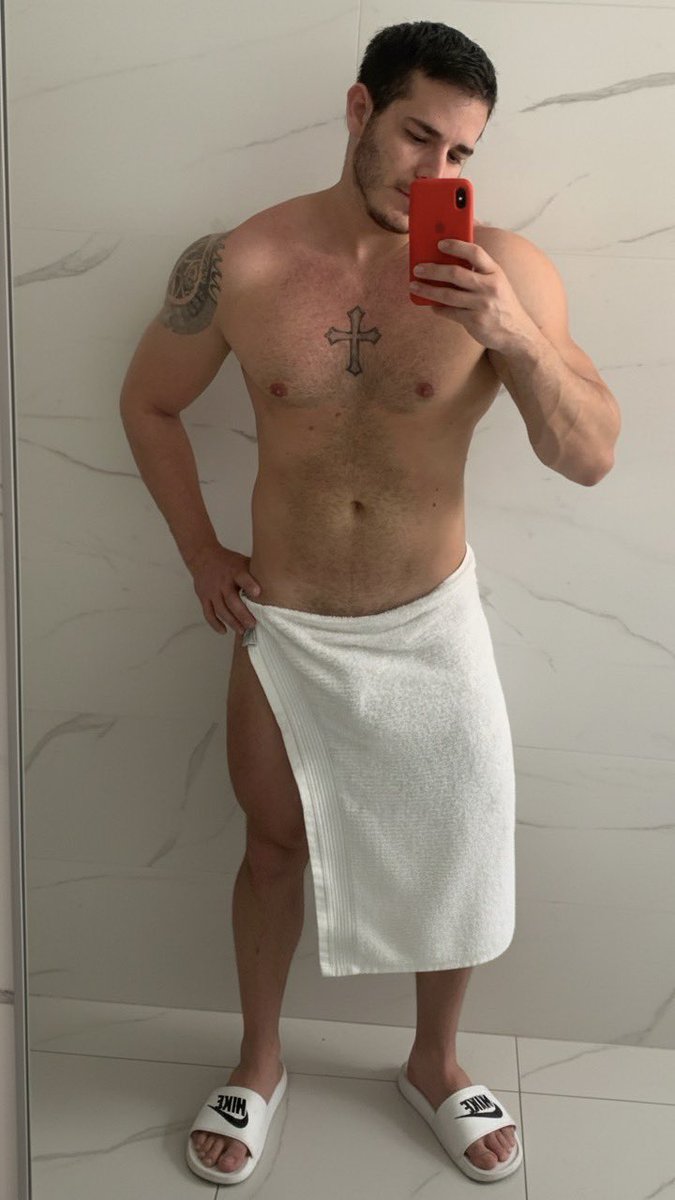 AdonisGayHot's tweet photo. HOT MENS COLLECTION
By Alonso
#HotMensByAlonso
#HombresDesnudos 
#NakedMens https://t.co/wsSd3bjHv2