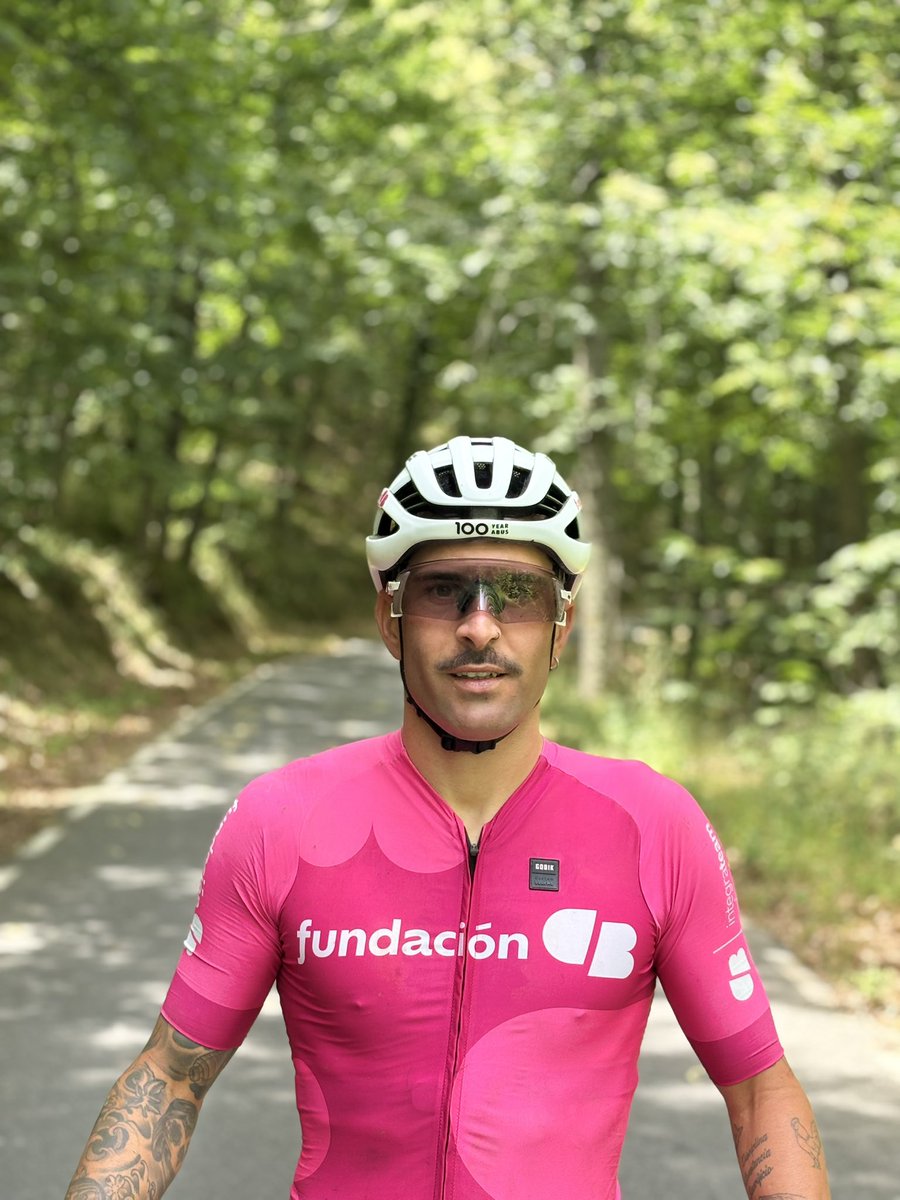 rubentanco43's tweet photo. EXTREMADURA 🩷

Hoy por Hervas con el amigo Koka de Picota Bike 🩷🙌

Como hemos disfrutado de la montaña 🏔️  

@_FundacionCB https://t.co/4AAyHammEo