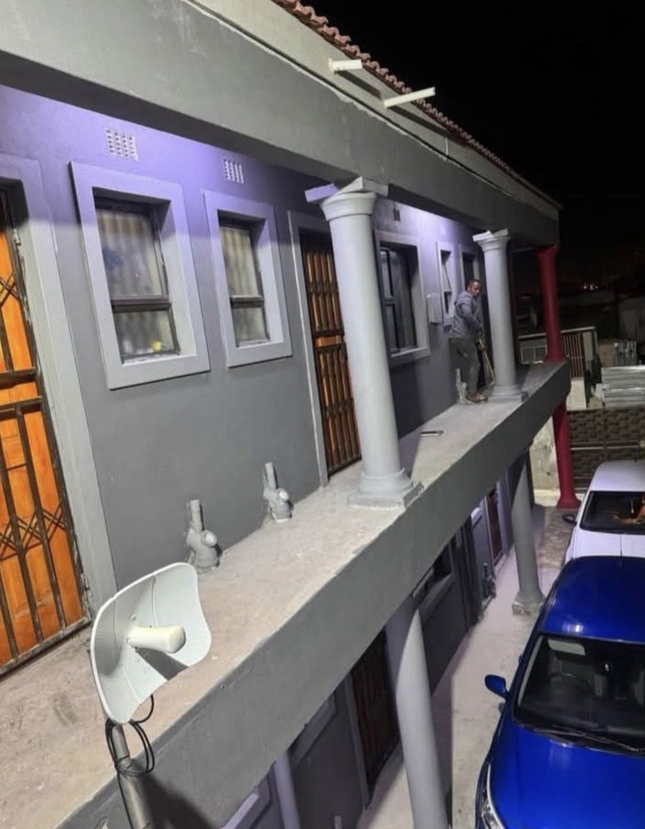 TheGeopol's tweet photo. @mbalis_bakery South African landlords don’t take their tenants serious, all they want is to control their tenants lives down to the number of guests they bring in https://t.co/kNTo34sByY