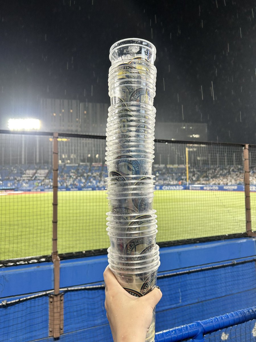 hr_ys55's tweet photo. みんなベネズエラ行きゲット出来た〜！
オスナたんlove🫶🫶

飲みすぎて試合内容は記憶なし🫶 https://t.co/h1q1p7Ua4S