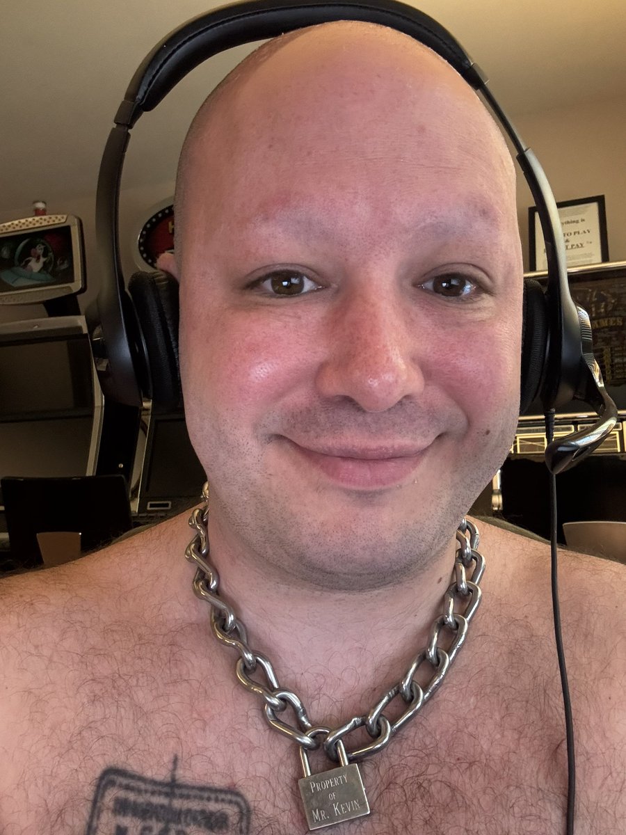slavejames31's tweet photo. Master decided it needed a haircut and to bring it down a few levels. https://t.co/MDPqzRnVS4
