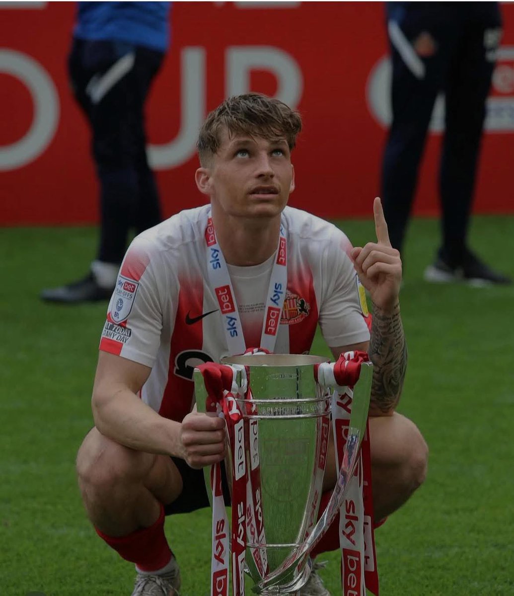 JoanneYougson's tweet photo. My fav for sooooo many reasons ❤️ 🥲  
Gutted to read his Insta tonight.. he’s forever in our history books .. a good lad that deserves good things 👏♥️ https://t.co/hippSmWZEg