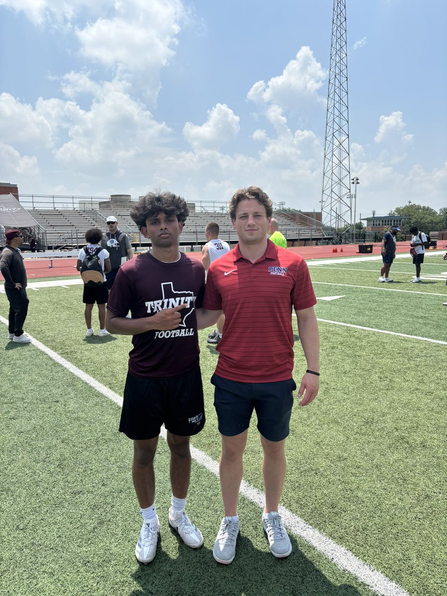 SVedula28's tweet photo. Had great conversations with @CoachMcGuire_ @CoachPLeone @CoachMikeWeick @seancoyne12 !
Looking forward to keep in touch! https://t.co/2EaacyBzCi