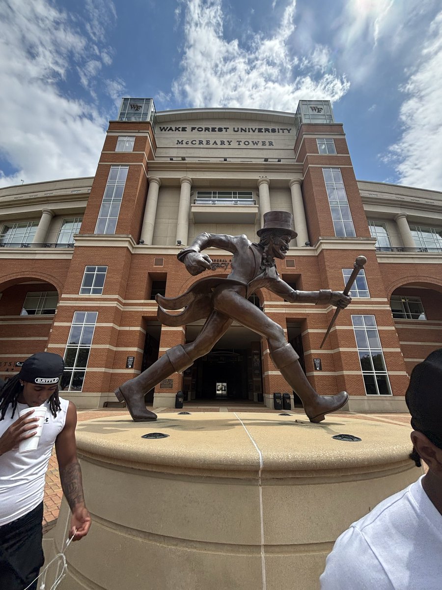 JWHedgebeth's tweet photo. Wake Forest Tour blessed by Jesus Christ https://t.co/1Z4pcGuUQa
