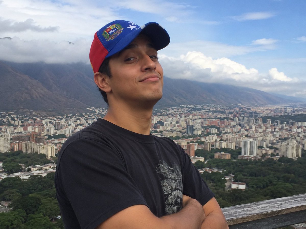 carlangas2k's tweet photo. @Dr_Blazquez @MarkoEscalanteN El si sabe o se inventa! https://t.co/DnNkYt3IDj