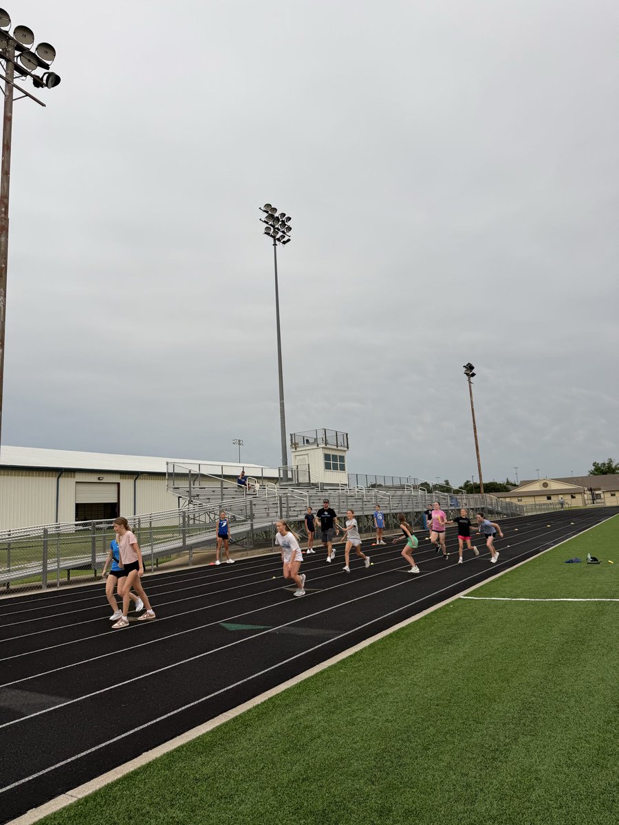 GunterTrack's tweet photo. Day 1 of Youth Track Camp was great - thank you to all of the families who came out. 

Special thanks to our sponsors and our HS track Volunteers.

See you all tomorrow night for Day 2! 

It takes what it takes! 
#243 https://t.co/AsPLDKT1LZ