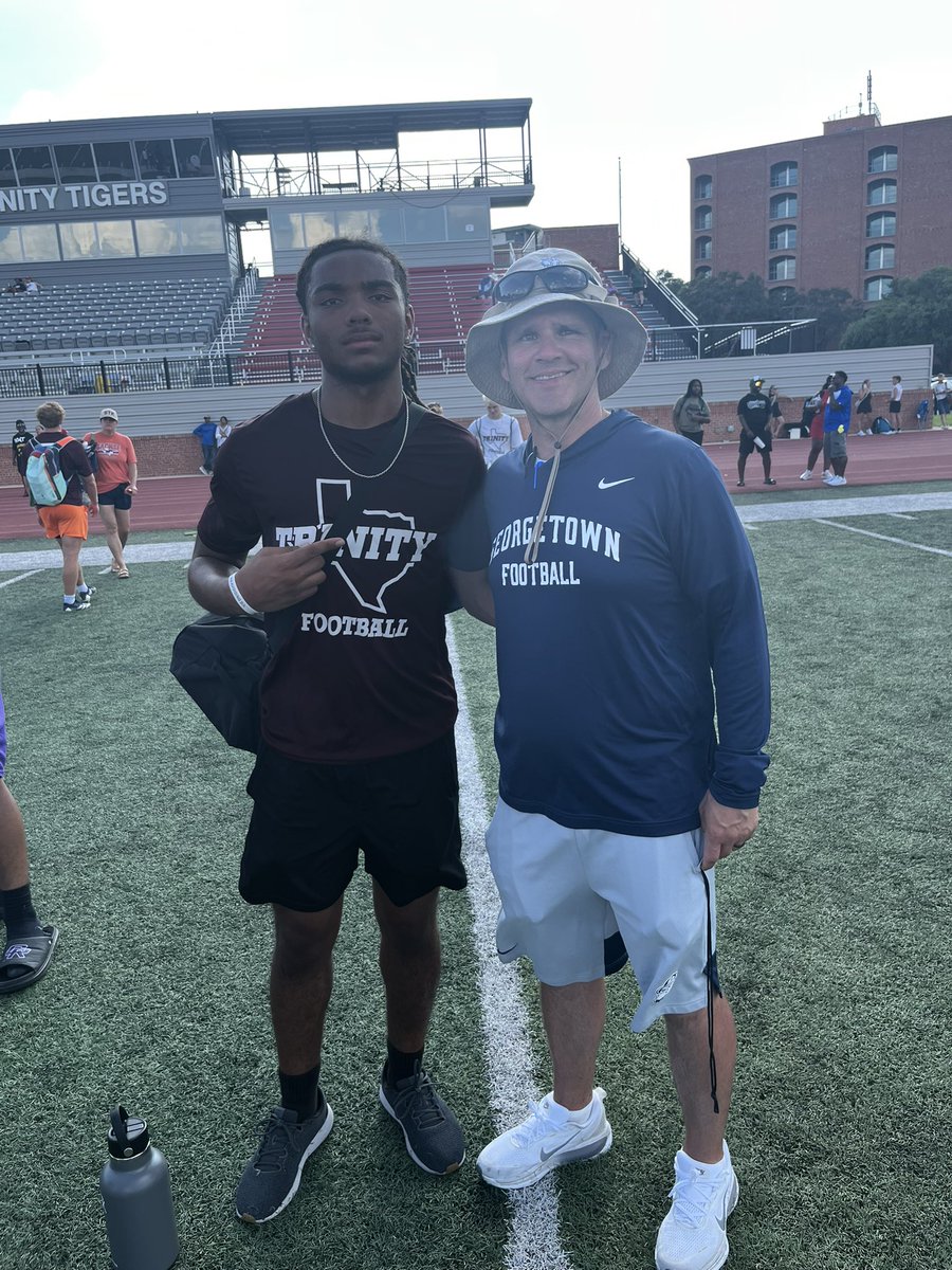 chance_collier5's tweet photo. I want to thank @CoachGezella and @TUFootballTX for hosting the camp today at Trinity University! Learned a lot, competed hard, met with some great coaches (@CoachTreyHen  & @CoachQ_Carter) and got that Interception during a competitive drill. #RecruitSoto

@SHS_CoachRod @CoachBanda_SHS @CoachSanchezSHS @Coach_MOrales @jacampbe47 @jamccall14 @CoachAMarmolejo @WildcatsDen_SA @Sotocats_FB