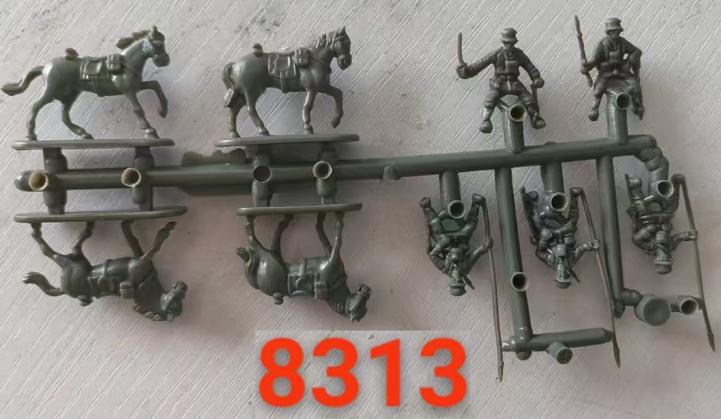 HatMiniatures's tweet photo. Test shots of WWI German Uhlans and German cavalry. https://t.co/h3UWu1pQQz