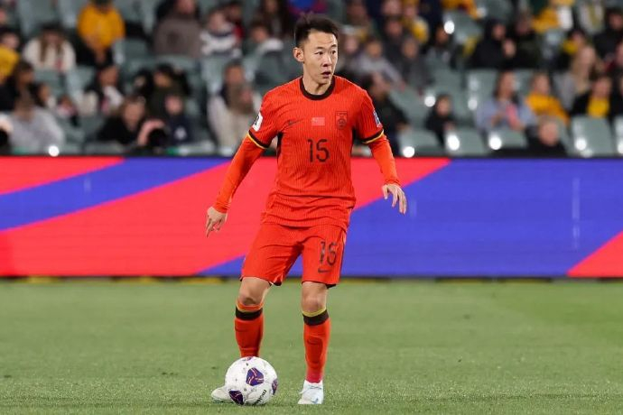 HotpotFootball's tweet photo. OFFICIAL🏥

CFA has announced Tyias Browning, Cheng Jin &amp; Behram Abduweli have left from China national team training camp due to injuries and will not travel with the team to Singapore.  Head coach Shao Jiayi has called up Gao Tianyi as a replacement.

#CHNMNT #TeamChina https://t.co/BAKgs3rx14