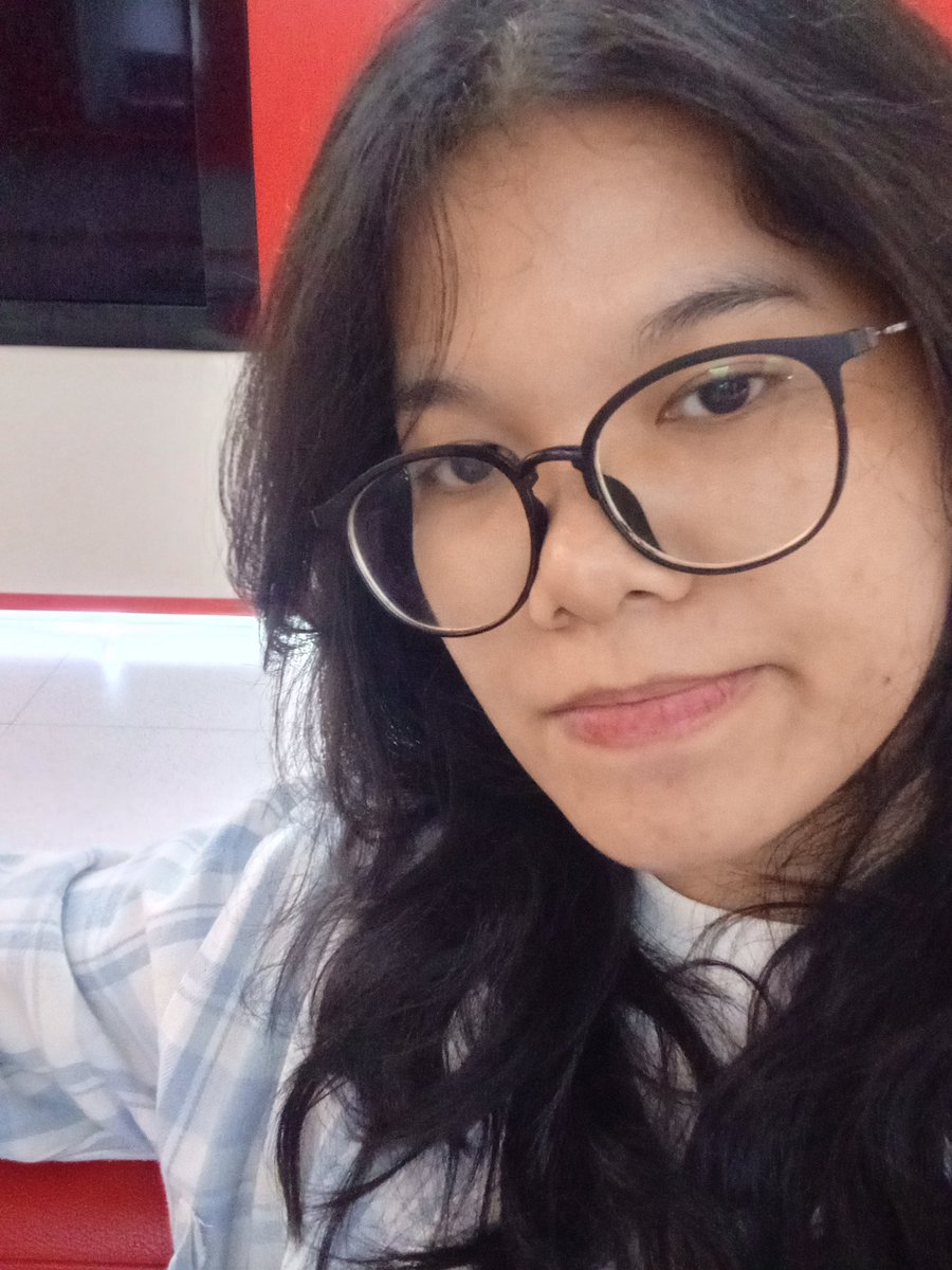 basedonasbun's tweet photo. Biar keliatan idup sebenarnya https://t.co/lssBVKGPa8