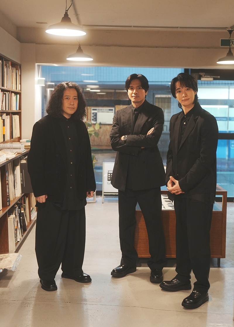 spice_stage's tweet photo. 戸塚祥太（A.B.C-Z）・黒川隆介・又吉直樹による朗読会シリーズ第二弾　『葉葉葉』-裸足であがる-の上演が決定

#葉葉葉
#戸塚祥太 #黒川隆介 #又吉直樹
 https://t.co/hkV3CzquRD https://t.co/6qRZr4WHWw