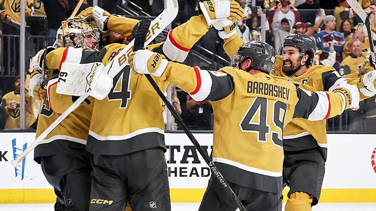 PredictBase's tweet photo. The Vegas Golden Knights take Game 1 of the Stanley Cup Final

The Canes succumb to the Knights 4 to 5

Trade the NHL Finals live on @PredictBase https://t.co/Un5OYdhmC9