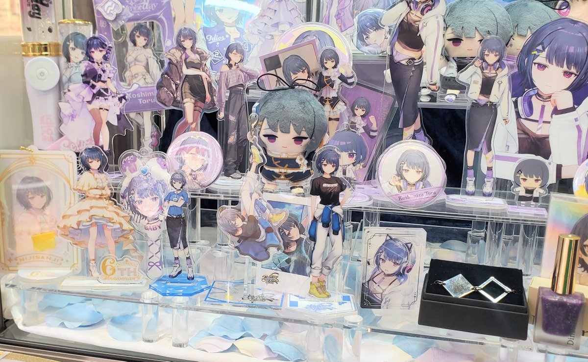 kotobukiya_nmb's tweet photo. 【なんば】
🫧『こんちゃ~』🫧
本日6月3日は #にじさんじ 所属、
#Idios のマイペースなスーパーニートゲーマーこと #小清水透 さんのお誕生日です🎉
🎊おめでとうございます🎊
当店ではお祝いケースの展示を開始🎮
是非お立ち寄りください🫶
#小清水透生誕24時 https://t.co/IPml1OQ9oB