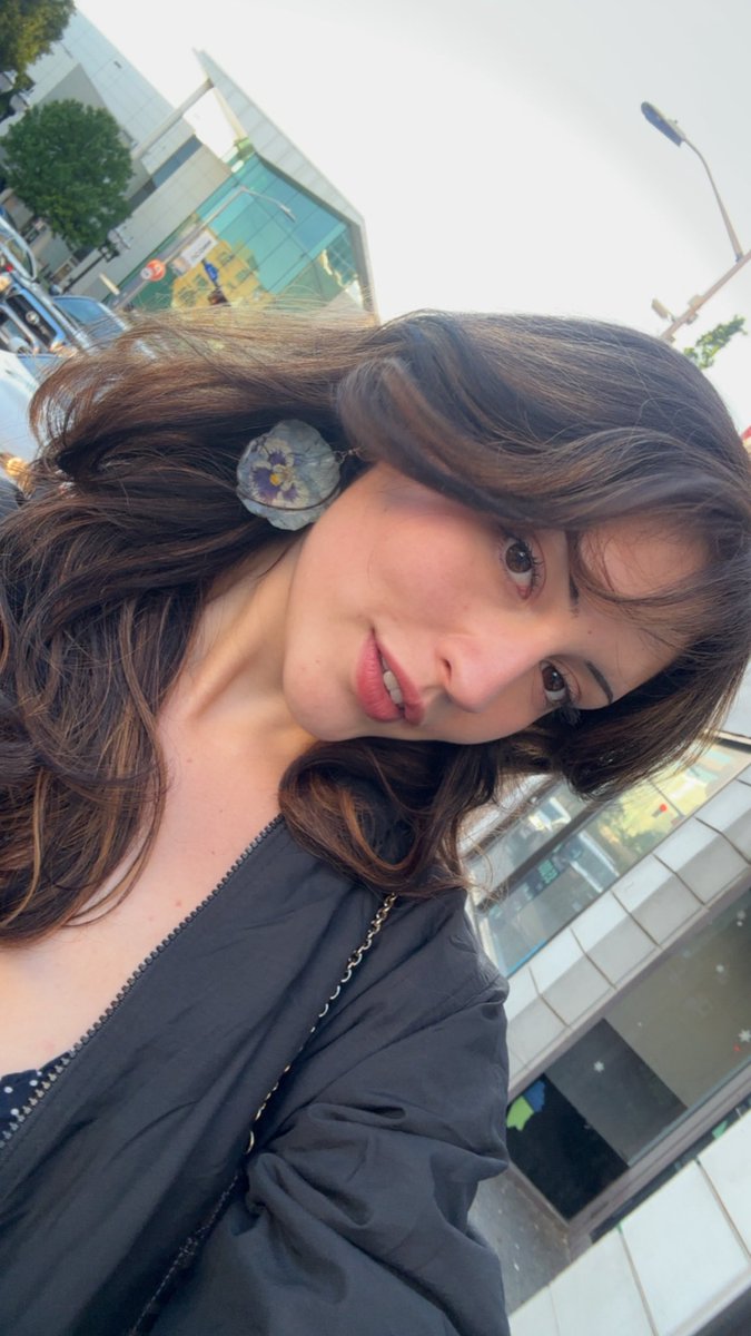 mia tweet media