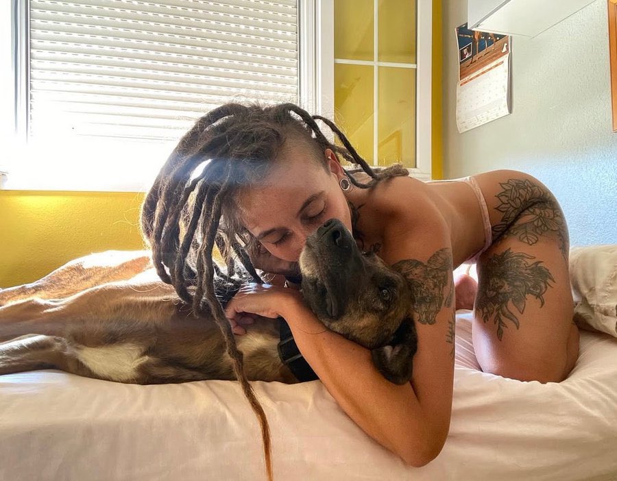 knots_betty's tweet photo. Make memorable moments with me and my dog 🥰😍
Just a Dm ✌️ https://t.co/1oedzDQpD8
💦🐾🦮❤️

#teenagegirls #NoLimit #Zoophilia #zopositivity
#dogknotting
#AUSummit2026 #dogwhore #horsephiles
#GlobalTrade #Grace https://t.co/4KMaYveMAe