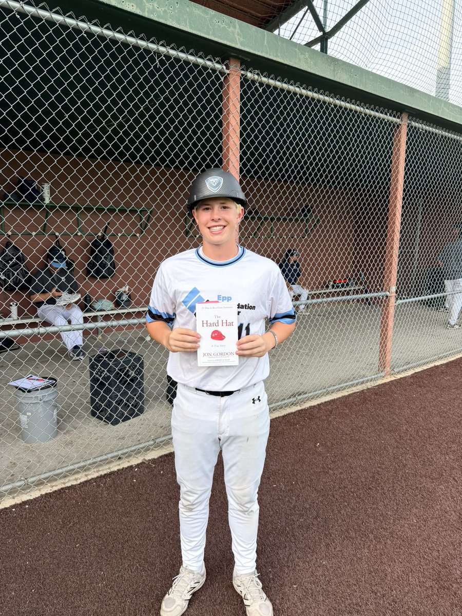 Epp_baseball's tweet photo. Teammate of the week!
Jacoby is our teammate of the week. 
He consistently helps with gear, has been willing try new positions, and he’s always willing to help the team in any way!
Keep it up Jacoby! https://t.co/NdhBittK7T