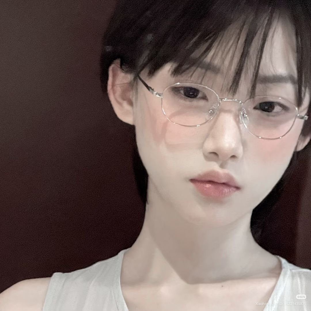 kimokimokimo00's tweet photo. パッと見は地味にみえるけど、よく見たらちゃんと端正な顔立ちな眼鏡の似合う美女たまらなく好き...関わっていくうちにいつの間にか沼へズブズブハマっていく感じがたいへん沼... https://t.co/iP2jJvY77A