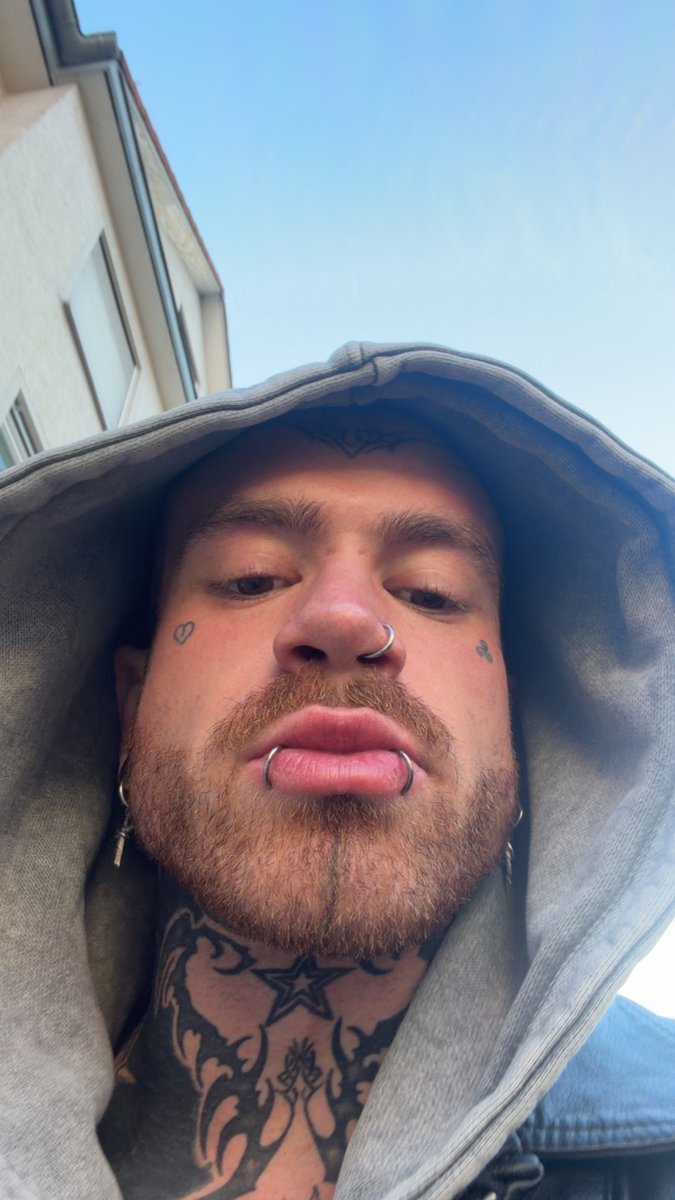 Bakixxdead's tweet photo. Energy never lies https://t.co/4Opd8U7Yxg