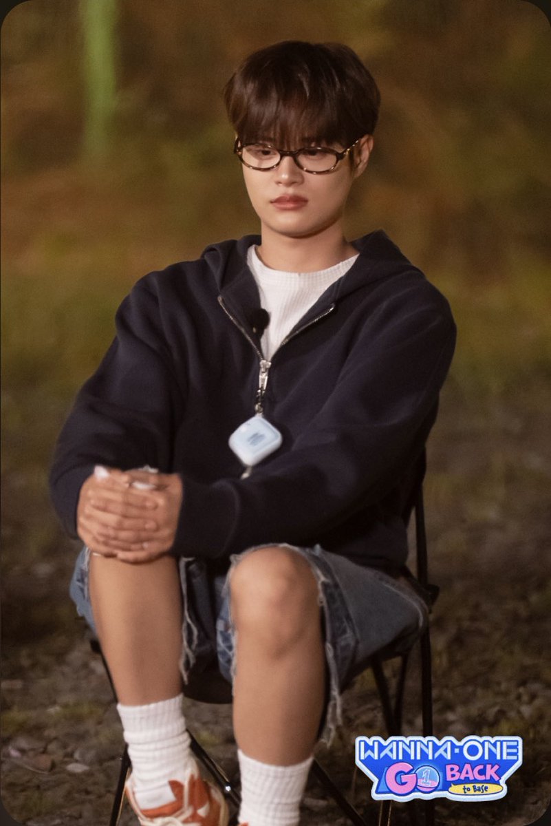oo2oo90's tweet photo. 워너원고 #6 워너리스트 DAY 으랏갓차
#이대휘 #대휘 https://t.co/oCupRr3r1c
