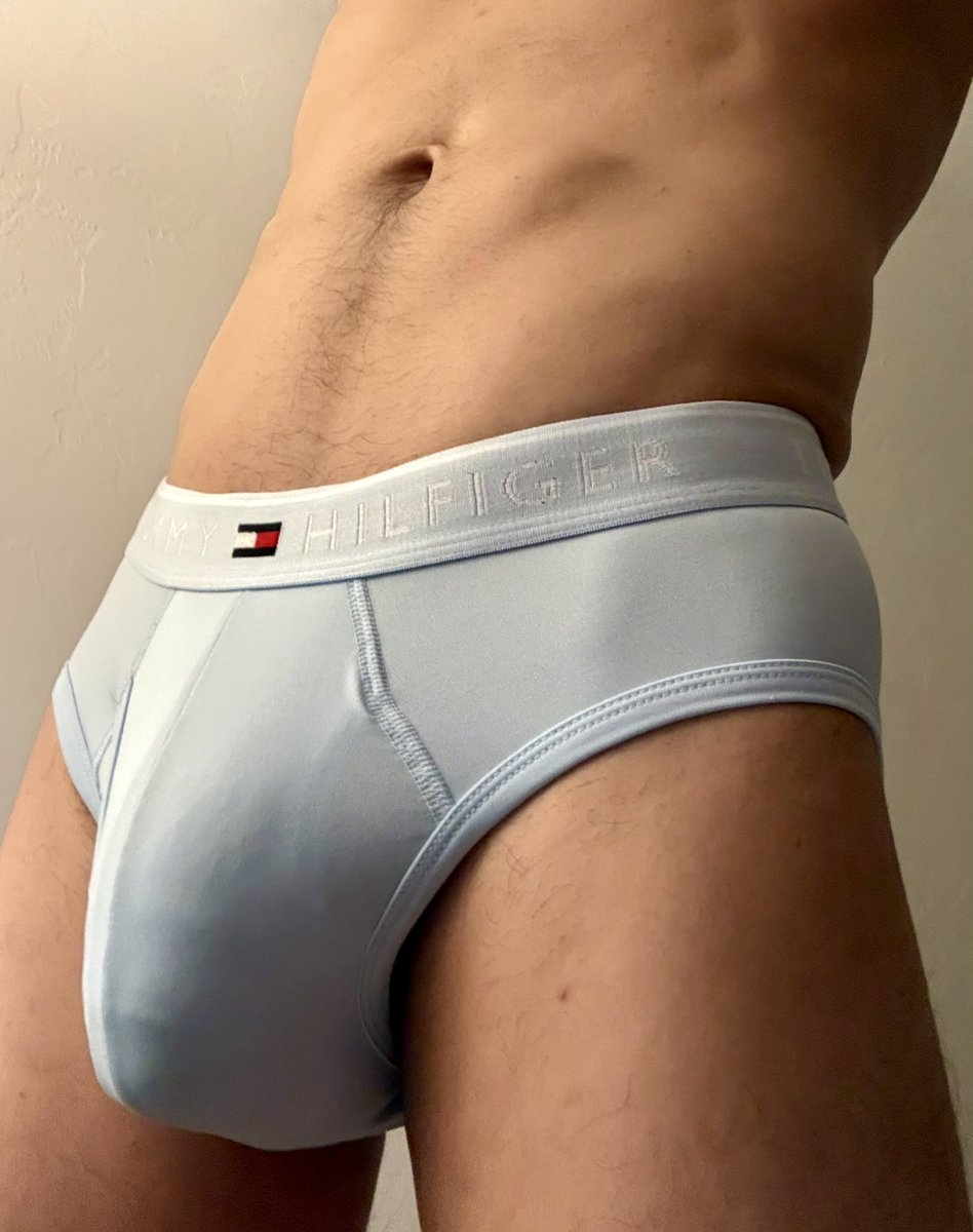 Hung_Unicorn_9's tweet photo. Had to get a new pair of these. So comfy. 🥰 https://t.co/cH7ASxSPMw