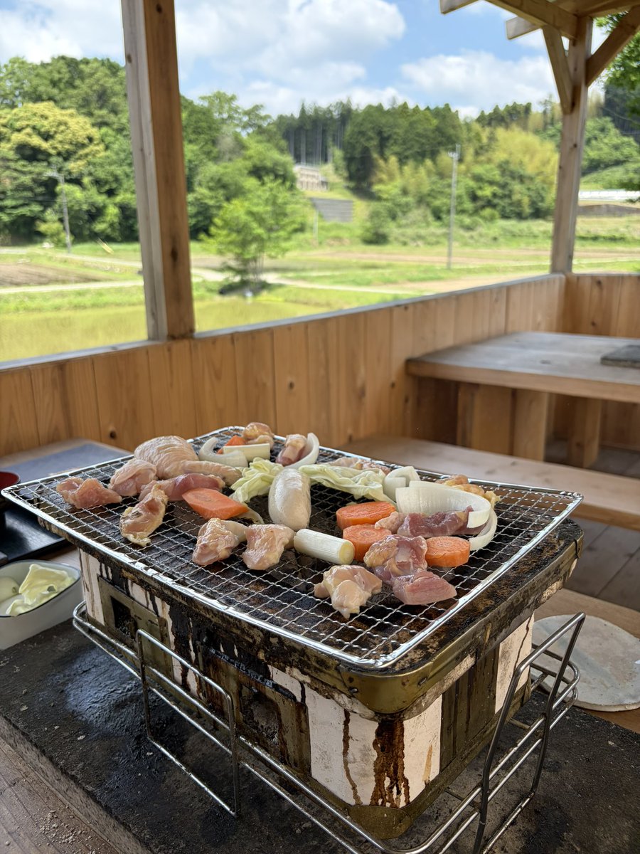 ayappe_xx's tweet photo. 三瀬の自然に囲まれて炭火焼ランチ🐓🔥
田園風景を眺めながら味わうみつせ鶏が絶品でした！

📍 【炭火焼炭炎】佐賀県佐賀市三瀬村杠649

PR #佐賀グルメ https://t.co/RHLOa0a9vK