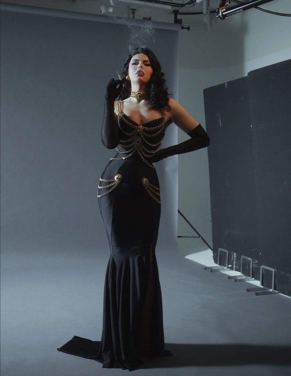 Drag_Crave's tweet photo. Juriji Der Klee looks exquisite in newly released photos in Paris, France from 2022. https://t.co/0BX3Zkqsqb