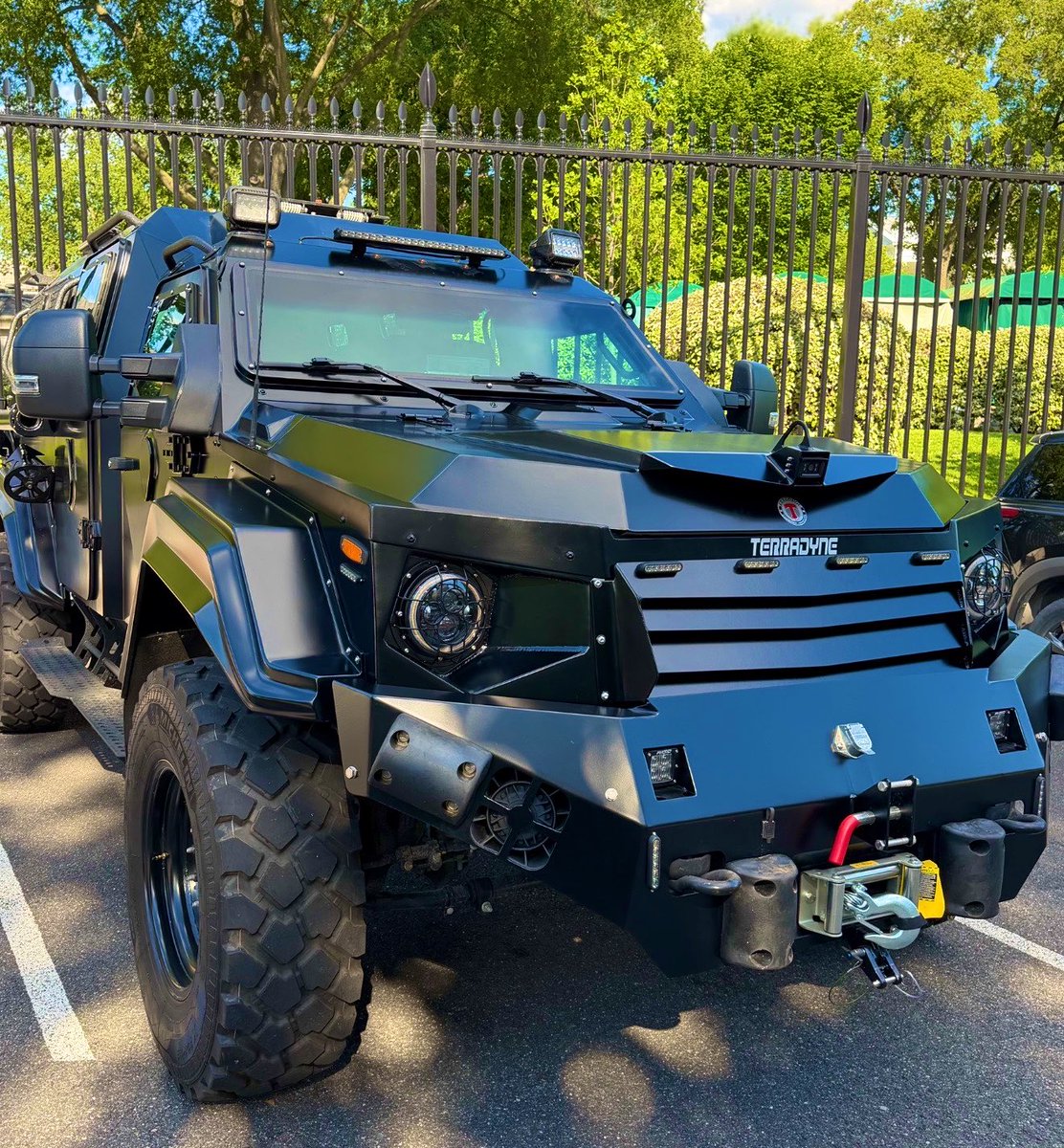 SebGorka's tweet photo. The @SecretService will not compromise in its mission to protect President @realDonaldTrump. 

Today the @WhiteHouse welcomed a very special new tool on campus, the 
Multi-Purpose Armored Vehicle. 

Thank you Chief Macauley for the full tour! 
@TerradyneArmor https://t.co/5AxcWIuMfM