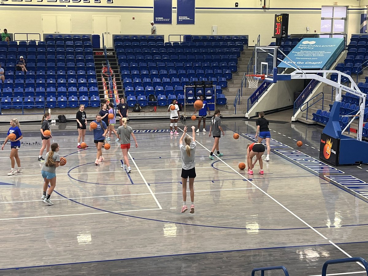 addeejohnson12's tweet photo. Thank you, Coach Gomez &amp; @LCUWomensBball for an amazing camp experience! It was easy to see why the Lady Chaps have had so much success! Great staff, great people, great facilities! Can’t wait to get back to Lubbock! https://t.co/OrdUJ6ZkTf