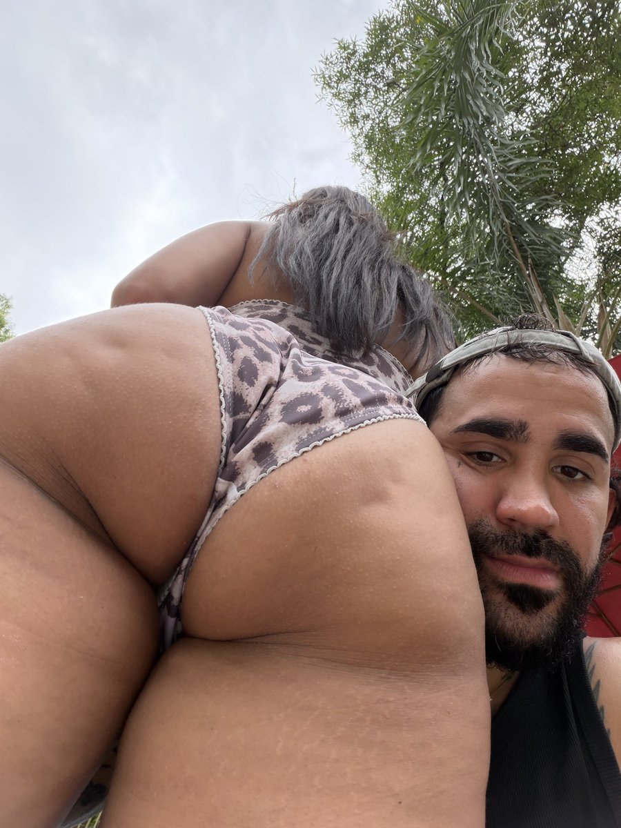 MrMrsSvge's tweet photo. straight 🎂 who’s going to be at secrets this weekend? https://t.co/rCatqBt0Z6
