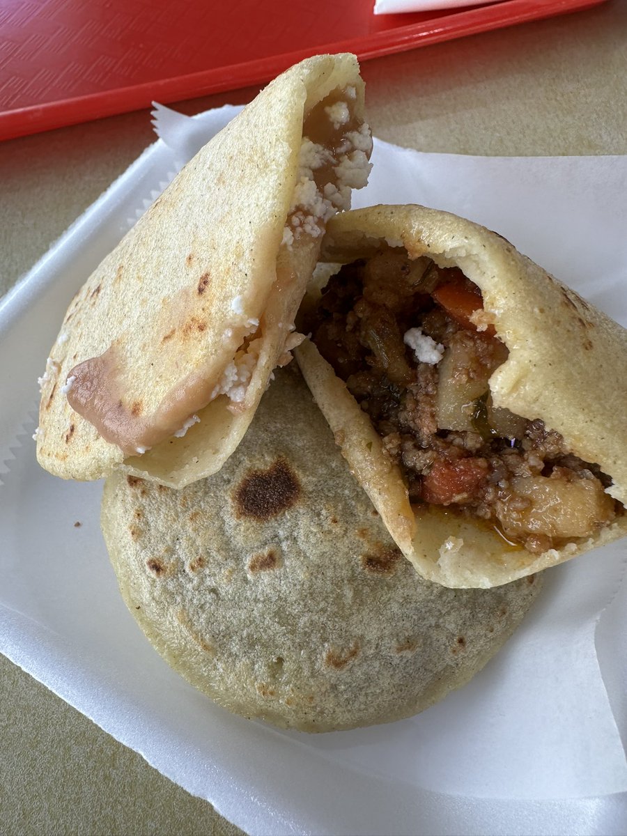 WeslacoShoping's tweet photo. Gorditas last weekend.
#food #gorditas #mexicanfood #foodie #foodporn #rgvfood #rgv #rgv956 https://t.co/zb27gqIoUo