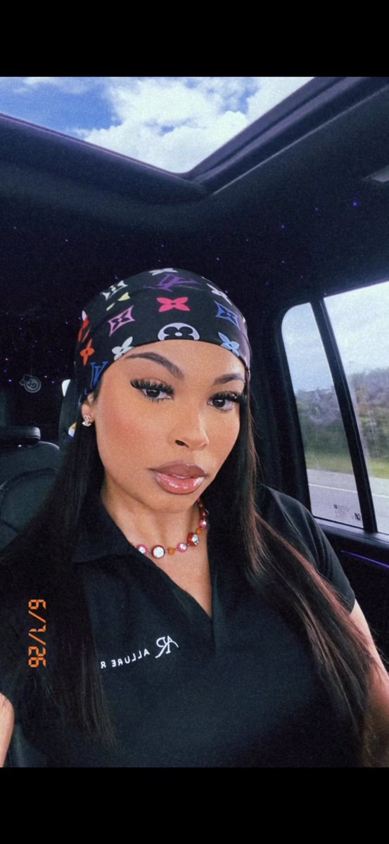 therealmjae_'s tweet photo. Just sent my boo 4 attachments 🫦🦄🫧 https://t.co/3MCQ4EPG1y