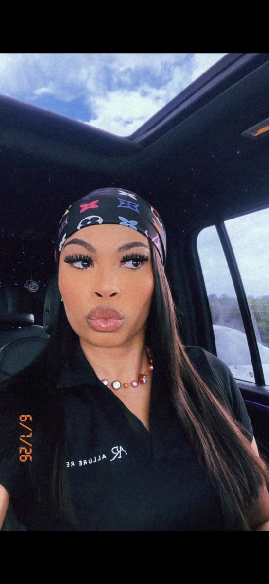 therealmjae_'s tweet photo. Just sent my boo 4 attachments 🫦🦄🫧 https://t.co/3MCQ4EPG1y