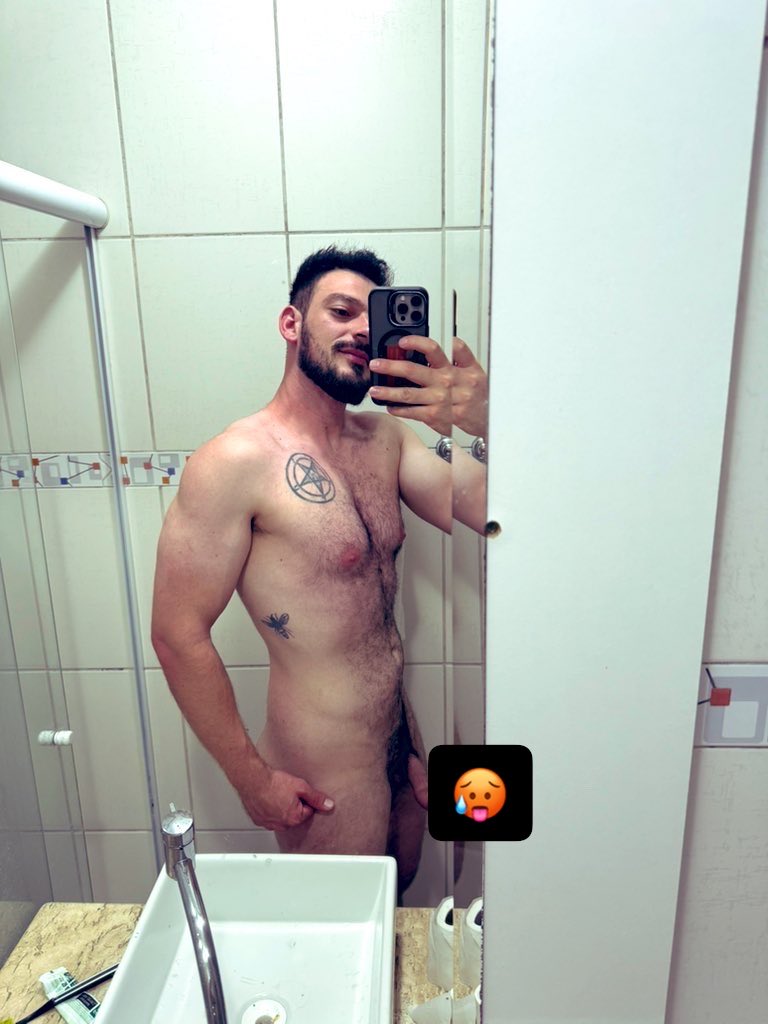 adrian_bentoo's tweet photo. Chudai 🥵

https://t.co/tF39PbM2KA https://t.co/op8xWlwopW