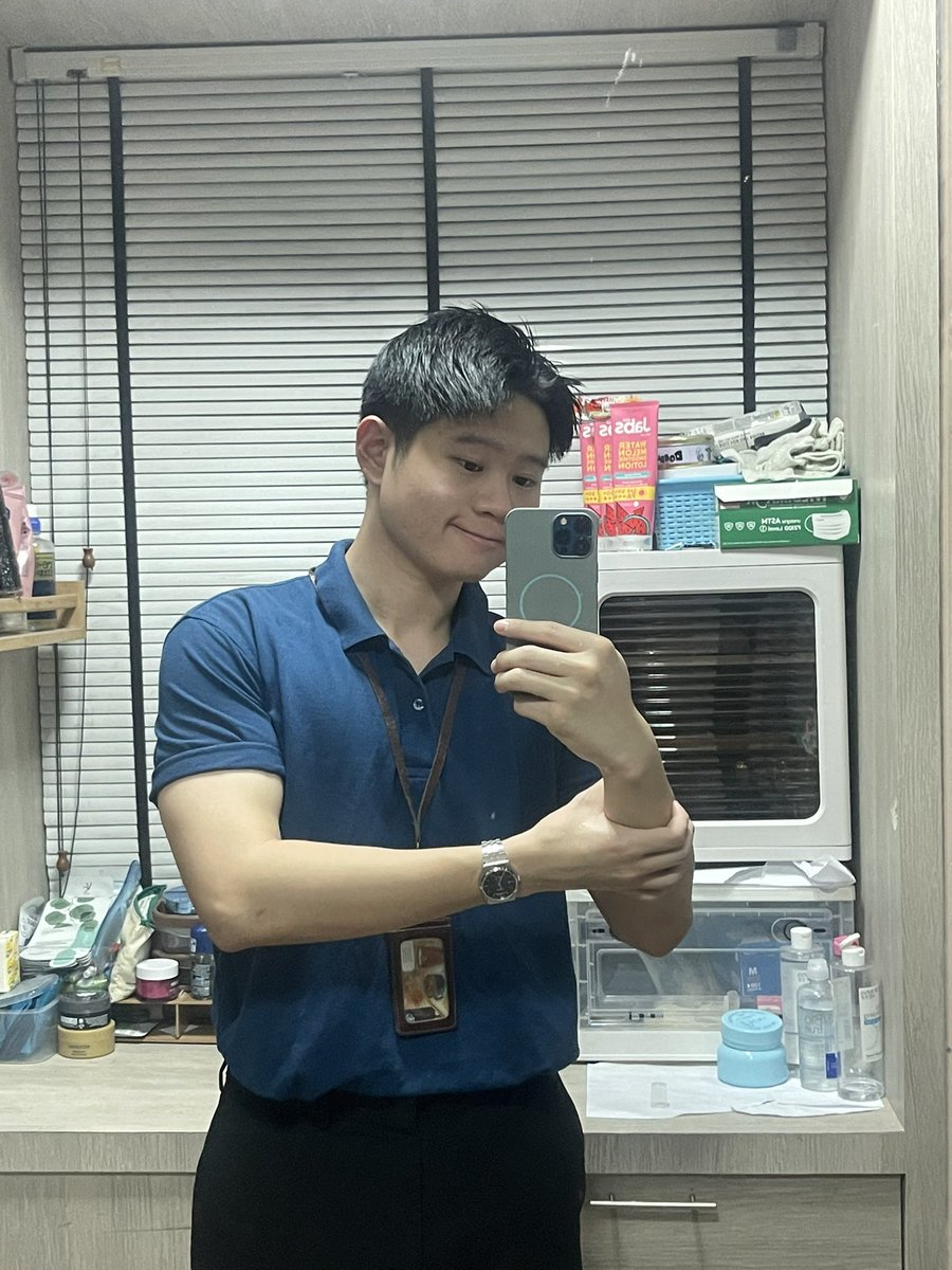 MPLCcc's tweet photo. ทุกอย่างของ GQ ใส่สบายหมด (ชอบตอนเช้ามันลีนดี) https://t.co/ok3GdWbES9