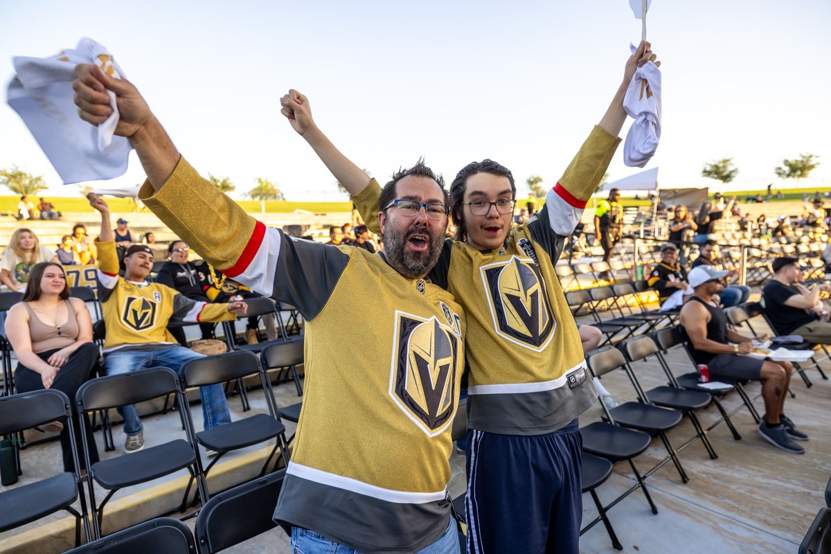 CNLV's tweet photo. ⚔️GO KNIGHTS GO🏰
Wishing the @GoldenKnights luck in their quest for the cup tonight! https://t.co/d5fCEaL9NT