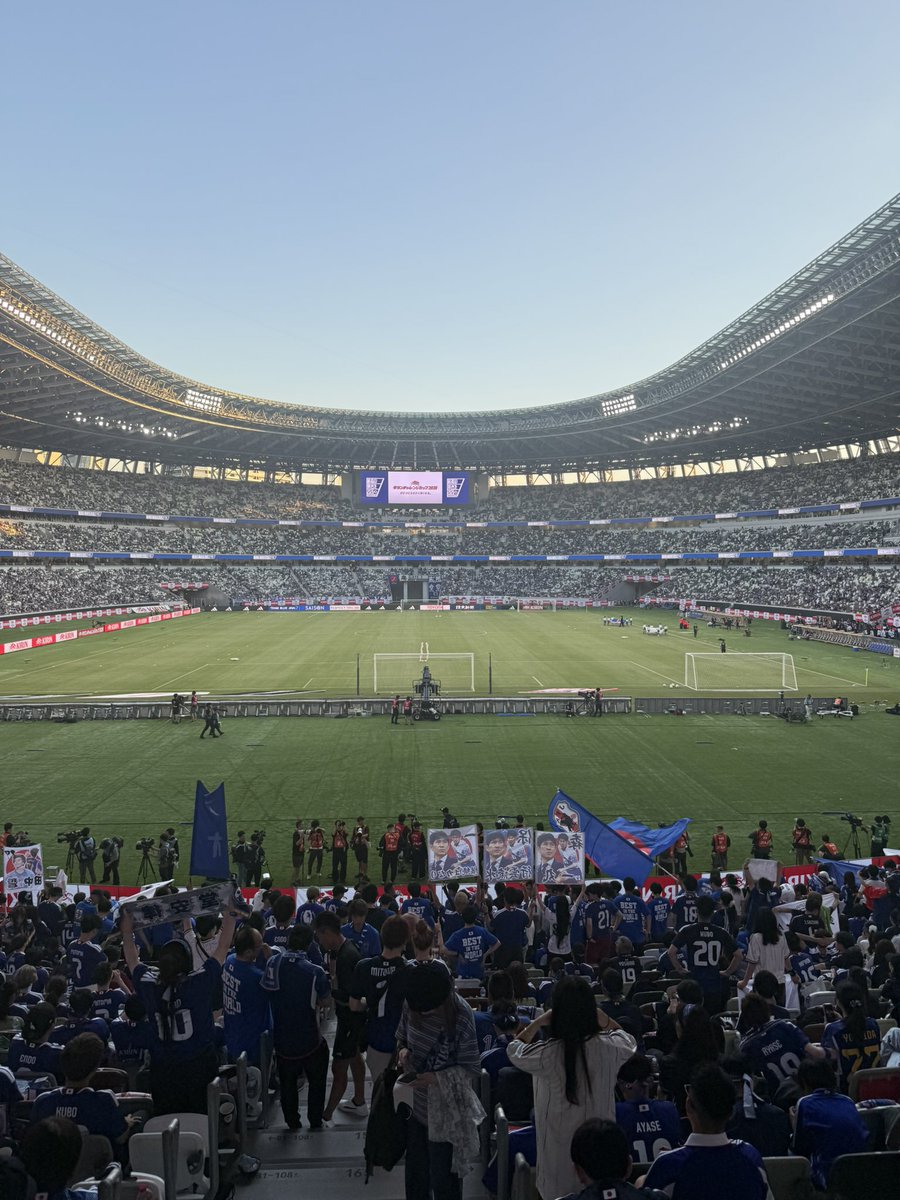 deka21crz's tweet photo. 世界に日本の力魅せてやろうぜ！ https://t.co/KXTODeY4ck