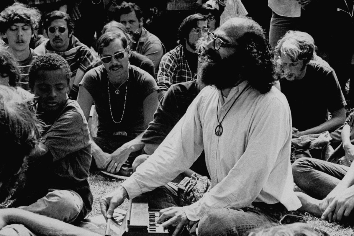 NathanFrancis__'s tweet photo. "In my dreams you walk dripping from a sea-journey on the highway across America in tears to the door of my cottage in the Western night."

Poetry: https://t.co/wZTyDm4gpS]

100th Anniversary ✒️ #AllenGinsberg, great American poet, was #BOTD 3 June 1926. #Poetry #Literature https://t.co/WyUE2WDHVJ
