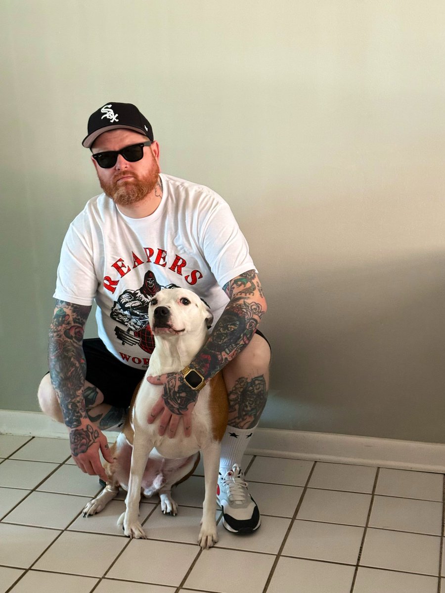 beardofbones138's tweet photo. my light in the dark #dogisbond https://t.co/Q52iQQMC5m