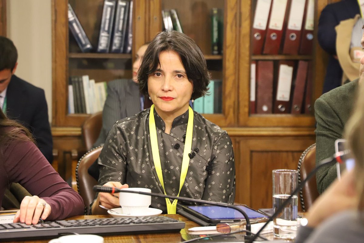 colmedchile's tweet photo. Nuestra presidenta, Dra. Anamaría Arriagada, expone ante la Comisión de Trabajo y Seguridad Social de la Cámara de Diputadas y Diputados sobre el proyecto que modifica el Código del Trabajo en materia de licencias médicas.

Como COLMED, reafirmamos que el fraude debe ser perseguido y sancionado, pero siempre resguardando la confidencialidad de la información clínica, el debido proceso y la protección de los derechos de las y los trabajadores.
