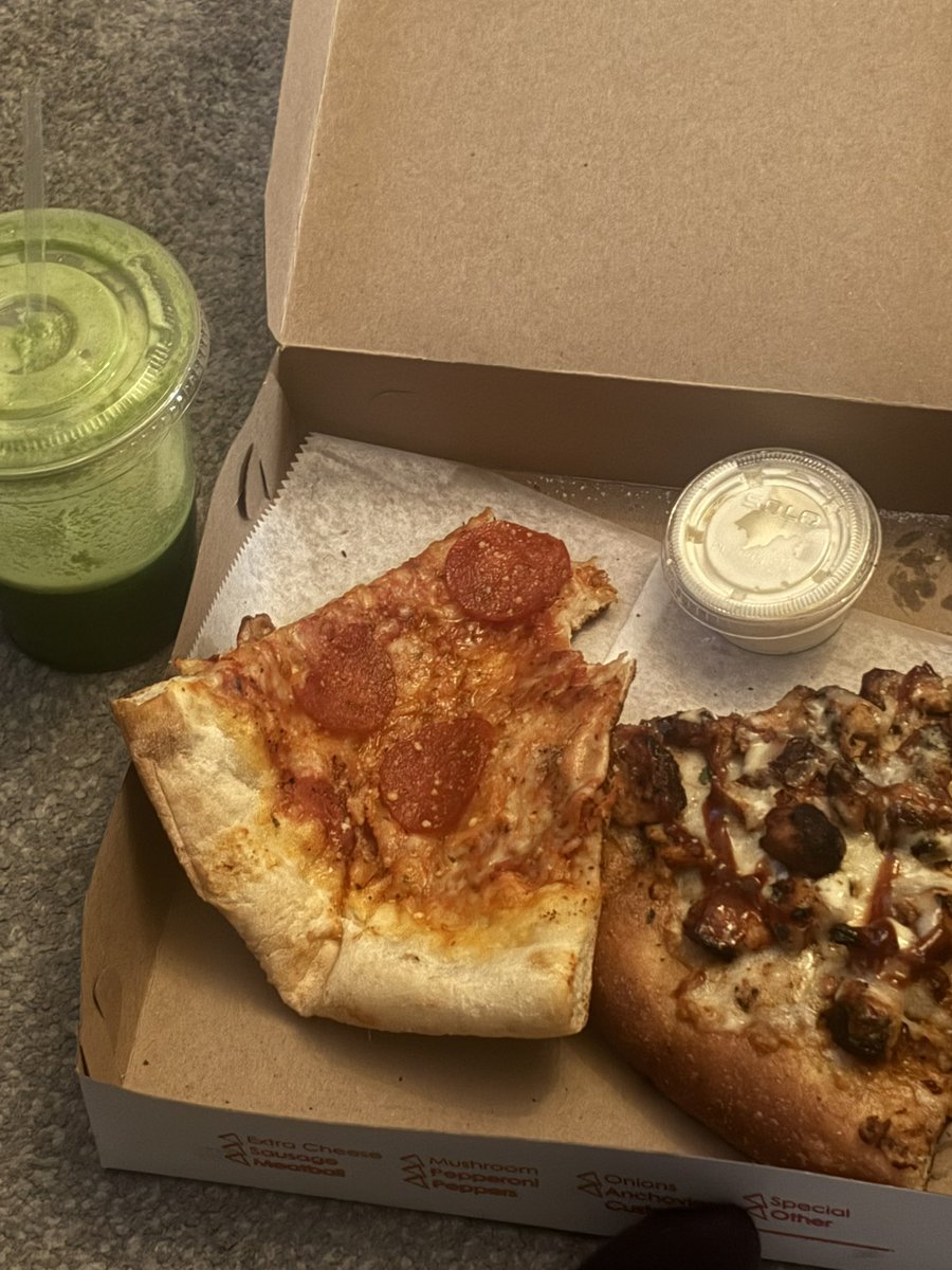 Bankroll_nel's tweet photo. This was like 20 bucks or sum lmfao reimburse me rn https://t.co/Nb3DgJ5R3X