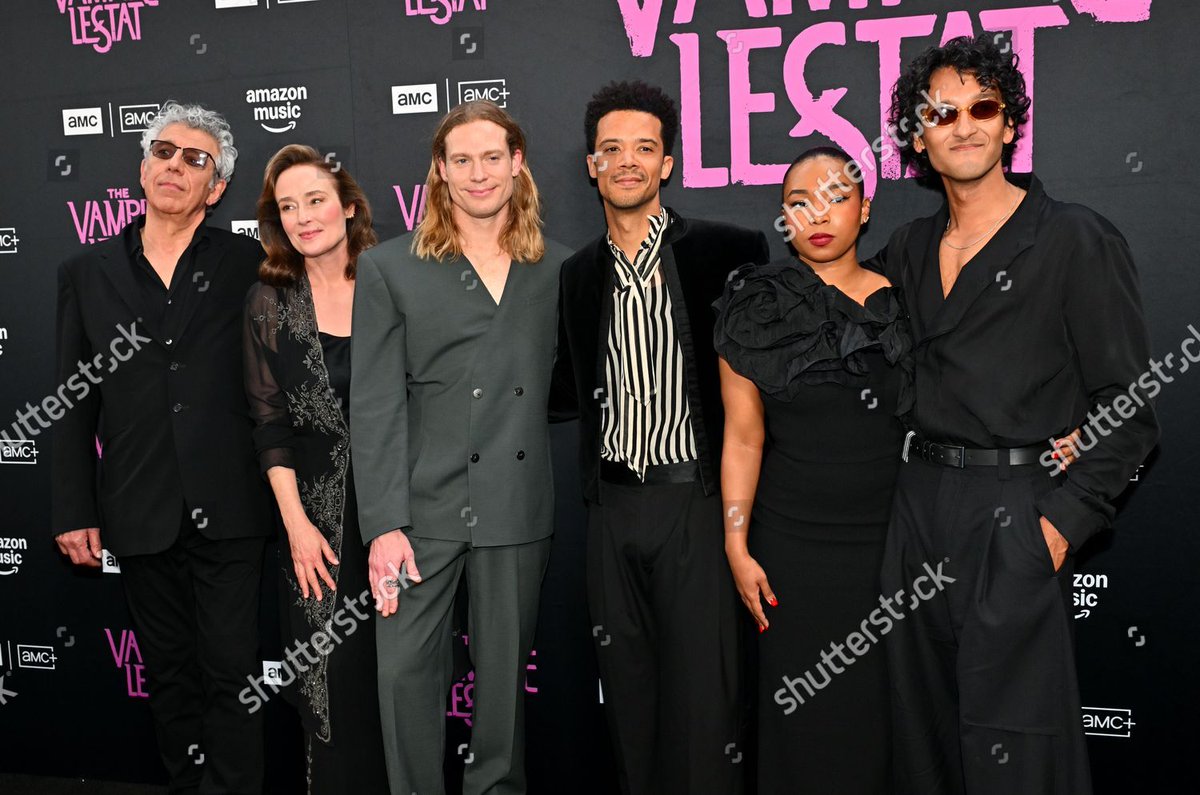 AZamanUpdates's tweet photo. It's here!
#thevampirelestat #tvl #assadzaman #samreid #jacobanderson #delaineyhayles #jenniferehle #ericbogosian https://t.co/4LHLOFe6EG