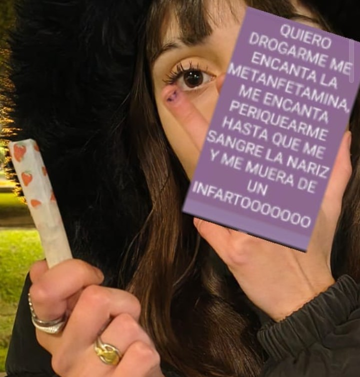 akk_jos's tweet photo. ayer m fume tremendo troncho con una amiga y MIREN COMO ESTSBA MI PUPILA // #drugtwt #mdma #extasis #xd https://t.co/SlnZg3xMBv