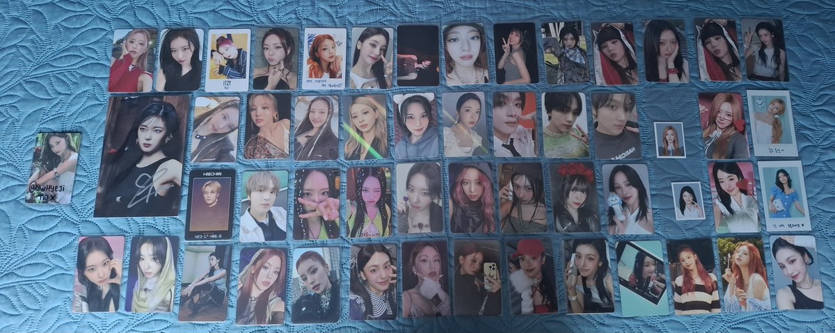 swttyeji's tweet photo. Pessoal tenho esse itens a venda se alguém tiver interesse me chama no pv https://t.co/0o2zS8jD4P