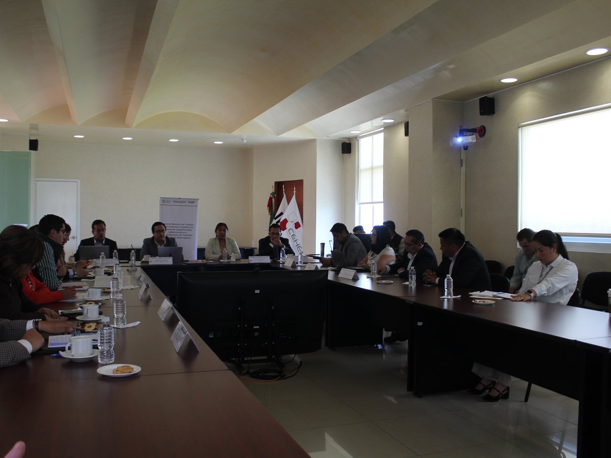IHAEM_'s tweet photo. Con la participación de 140 servidores públicos municipales, el día de hoy se llevó a cabo la Tercera Reunión de la Comisión Temática en materia de Simplificación Administrativa y Digitalización de Trámites y Servicios https://t.co/ZW3NAYi4F5