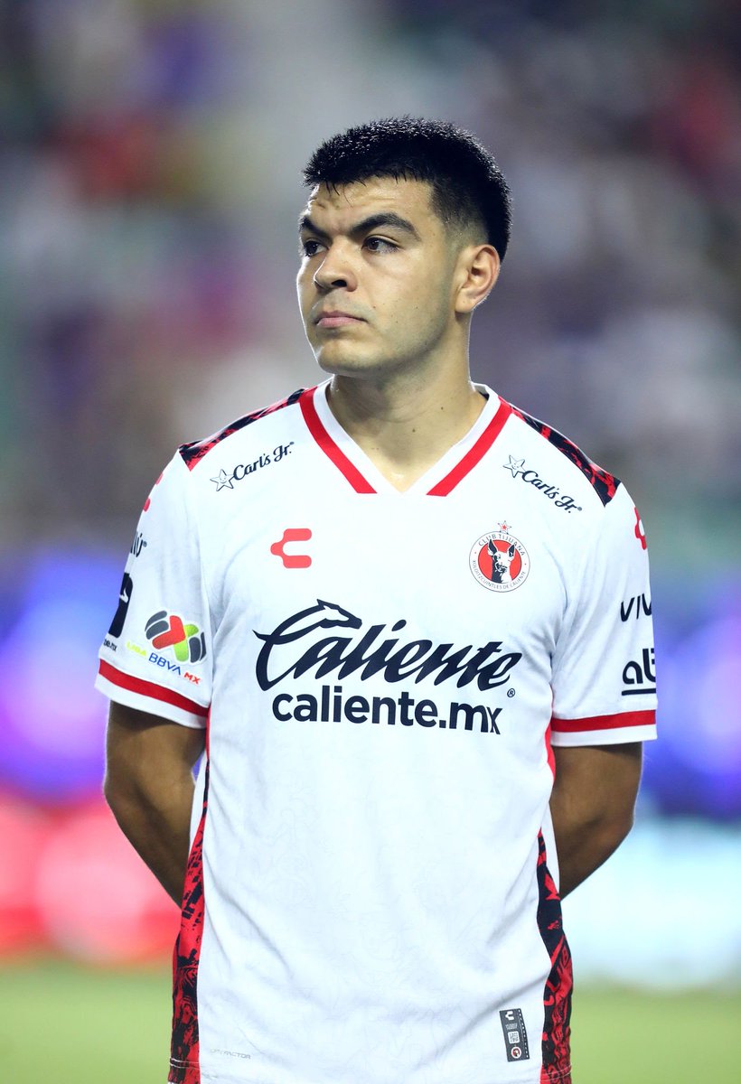 Archivismo's tweet photo. 🚨[𝐂𝐎𝐍𝐅𝐈𝐑𝐌𝐀𝐃𝐎] La directiva de Chivas sigue trabajando para fichar a un mediocampista en este mercado. https://t.co/FdT9Dd6tAG