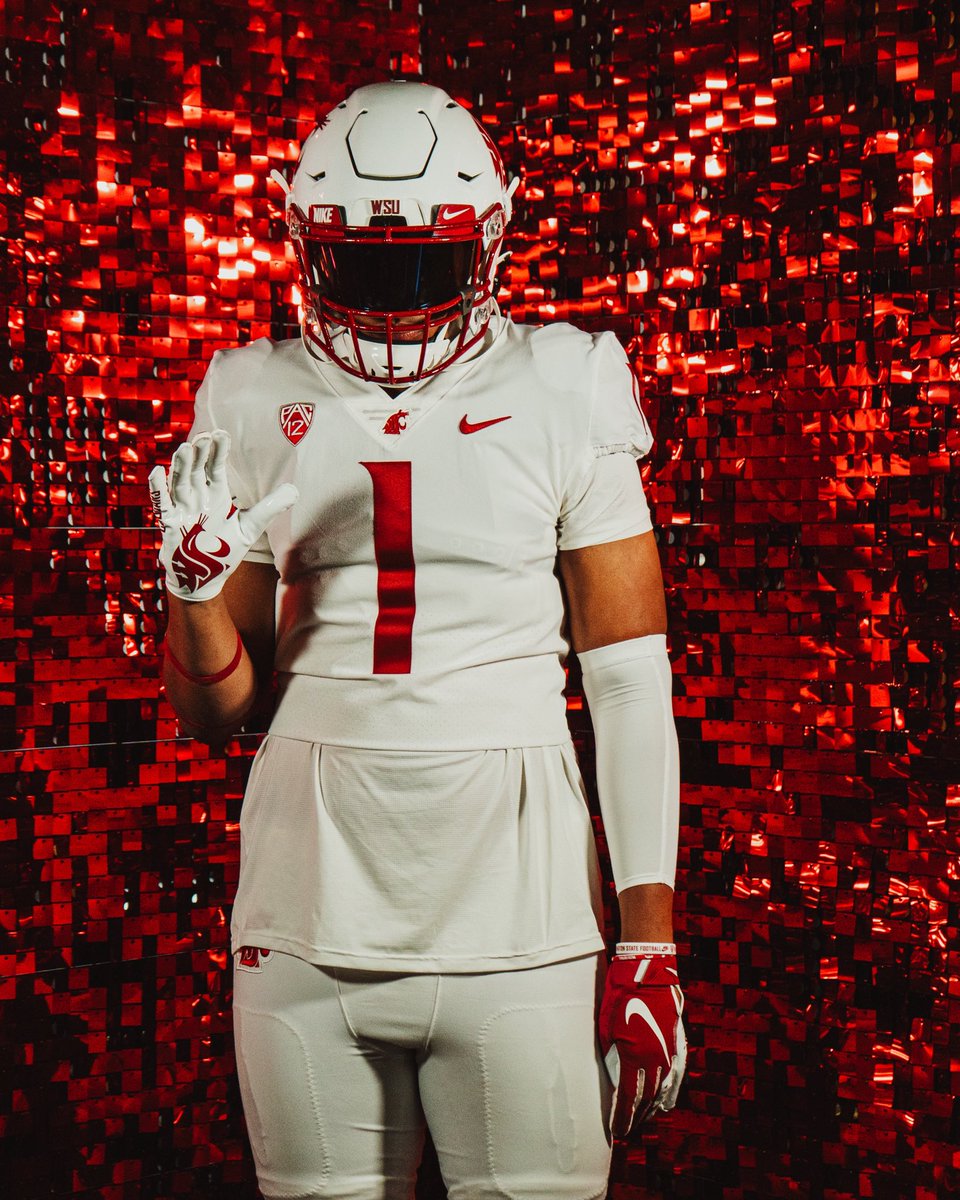 miko_greer's tweet photo. Had a great OV to Wazzu #blessed #agtg #gocougs 

@KirbMoore @browning_coach @DanielPlatz_ @BrandonHuffman @On3 @247Sports  @WSUCougarFB 

🏠❓ https://t.co/np1FrX8QSM