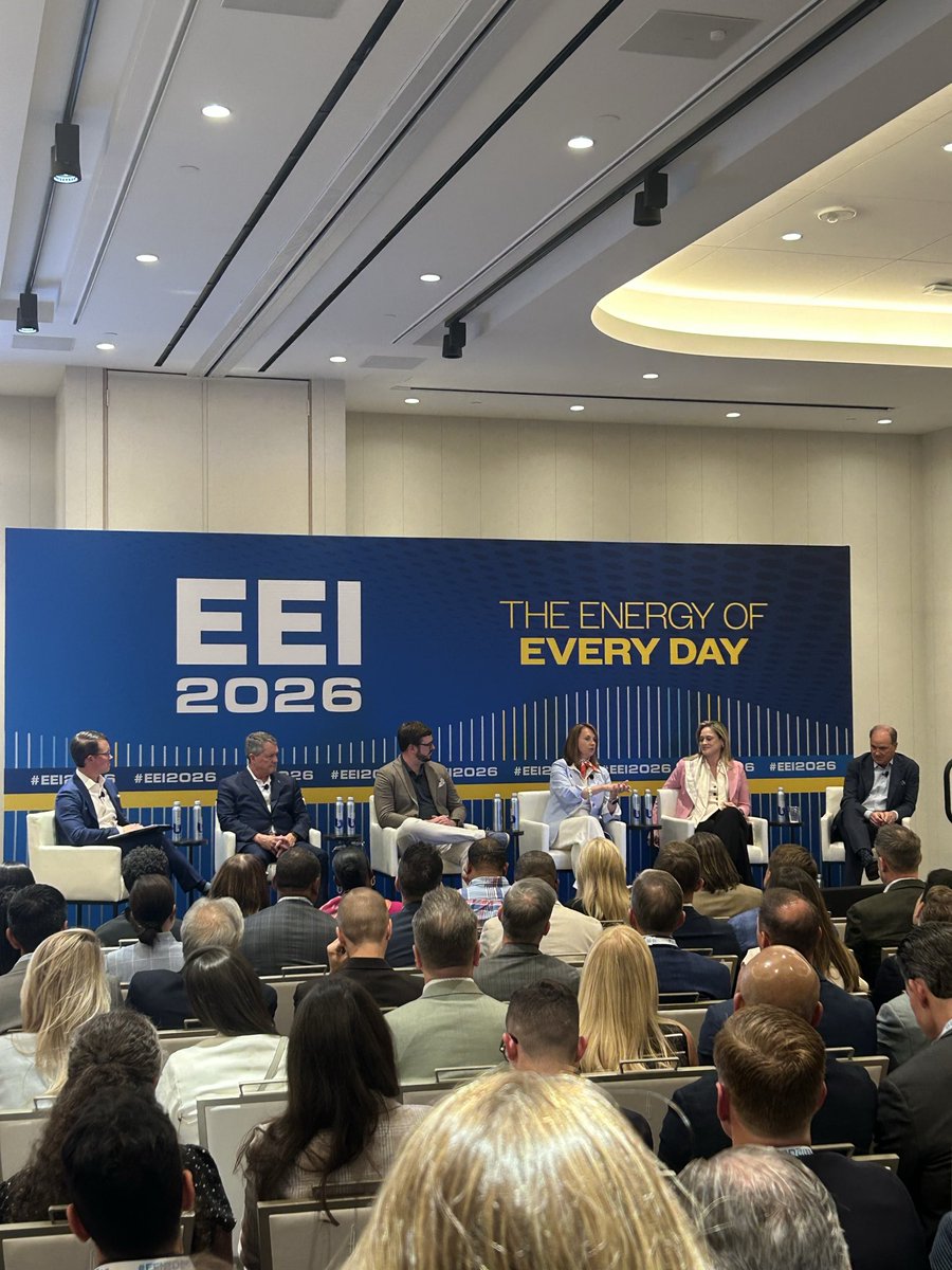 grayson_flood's tweet photo. At EEI 2026. 

At my first panel Kim Greene, CEO of Georgia Power, is talking about the importance of their rate freeze.

Rate freezes used to be a fringe proposal. If even Georgia Power can embrace it, worth considering how much bolder policymakers can go. https://t.co/b73cd9mFc1